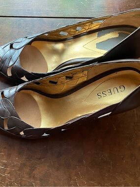 GUESS Black Leather Peep-Toe Heels with Gold Insole